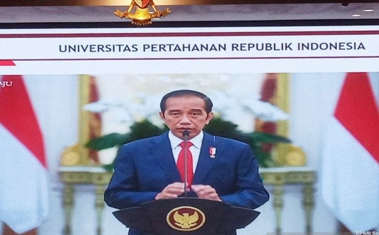 podiumnews.com-Jokowi Beri Selamat Megawati Bergelar Profesor Kehormatan Unhan